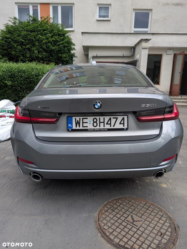 BMW Seria 3 330i xDrive - 6