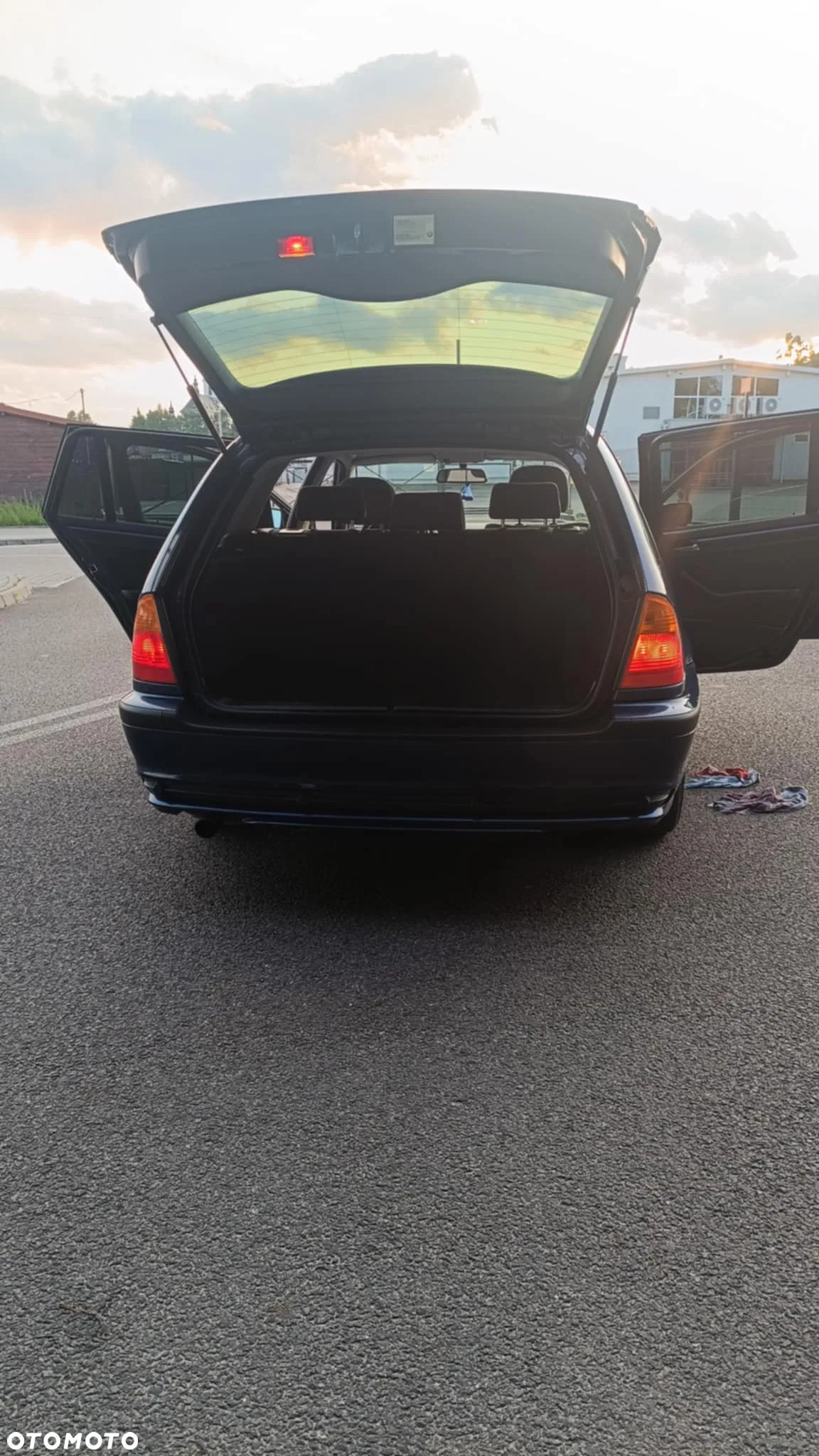 BMW Seria 3 316i - 14