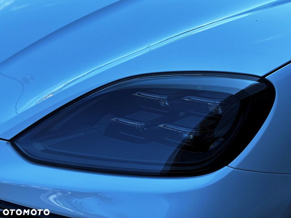 Porsche Cayenne - 10