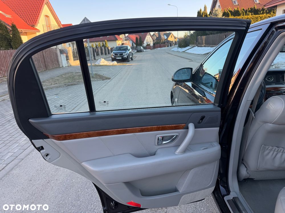 Kia Opirus 3.5 V6 Executive - 18