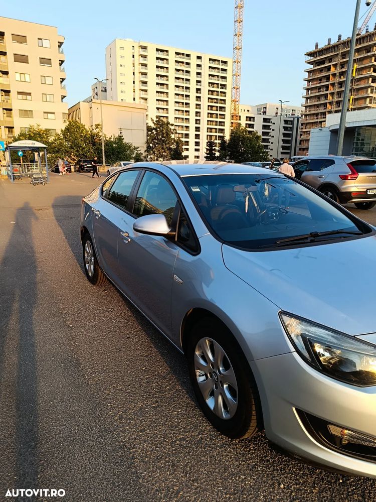 Opel Astra 1.6 CDTI ECOTEC Start/Stop Enjoy - 5