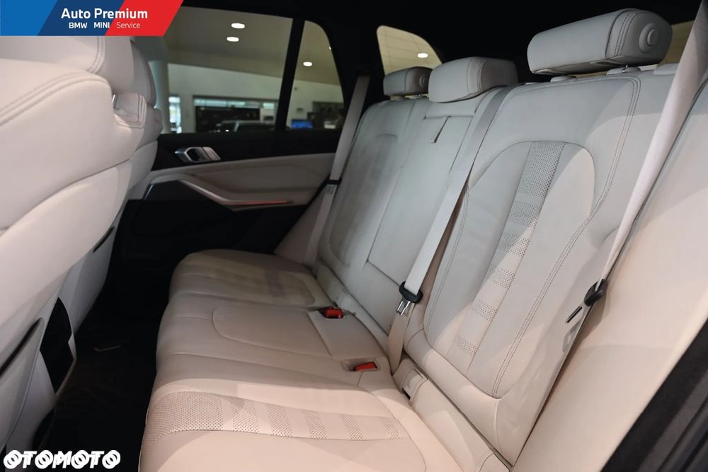 BMW X5 xDrive30d - 16