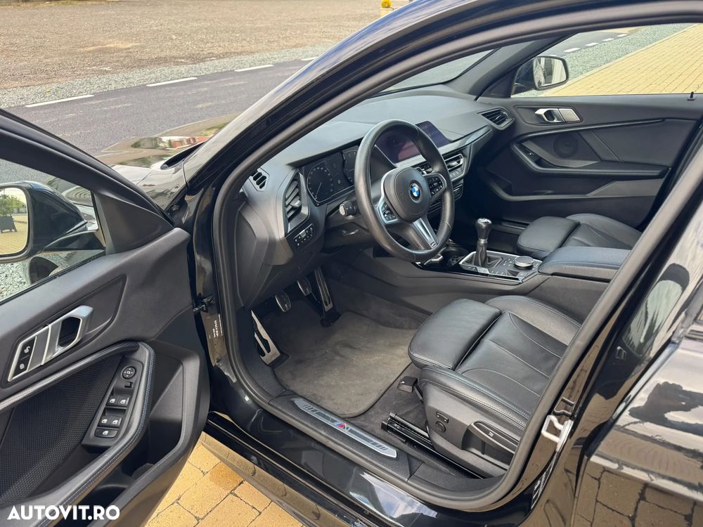 BMW Seria 1 118i M Sport - 24