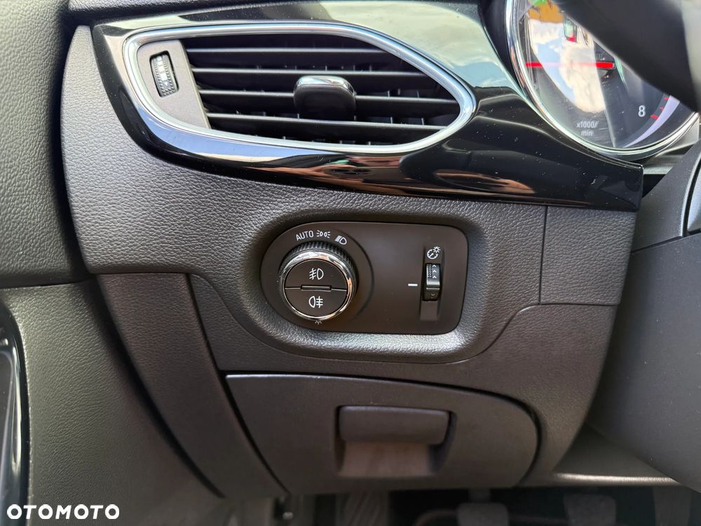 Opel Astra 1.4 Turbo Start/Stop Innovation - 21