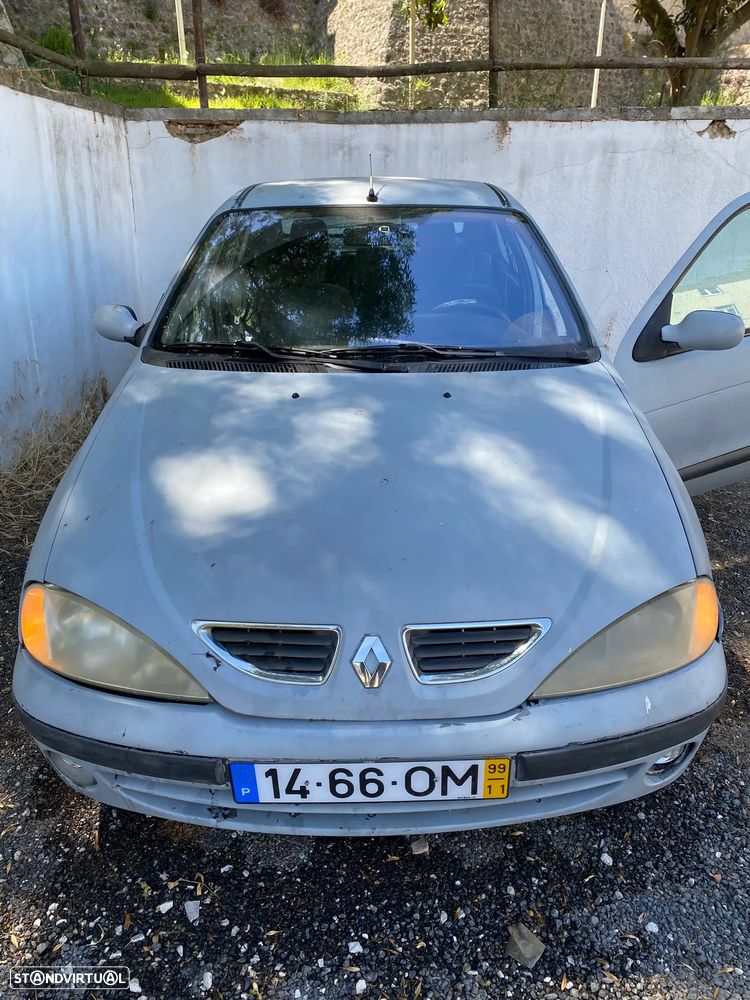 Renault Mégane 1.4 16V Sport AC - 9