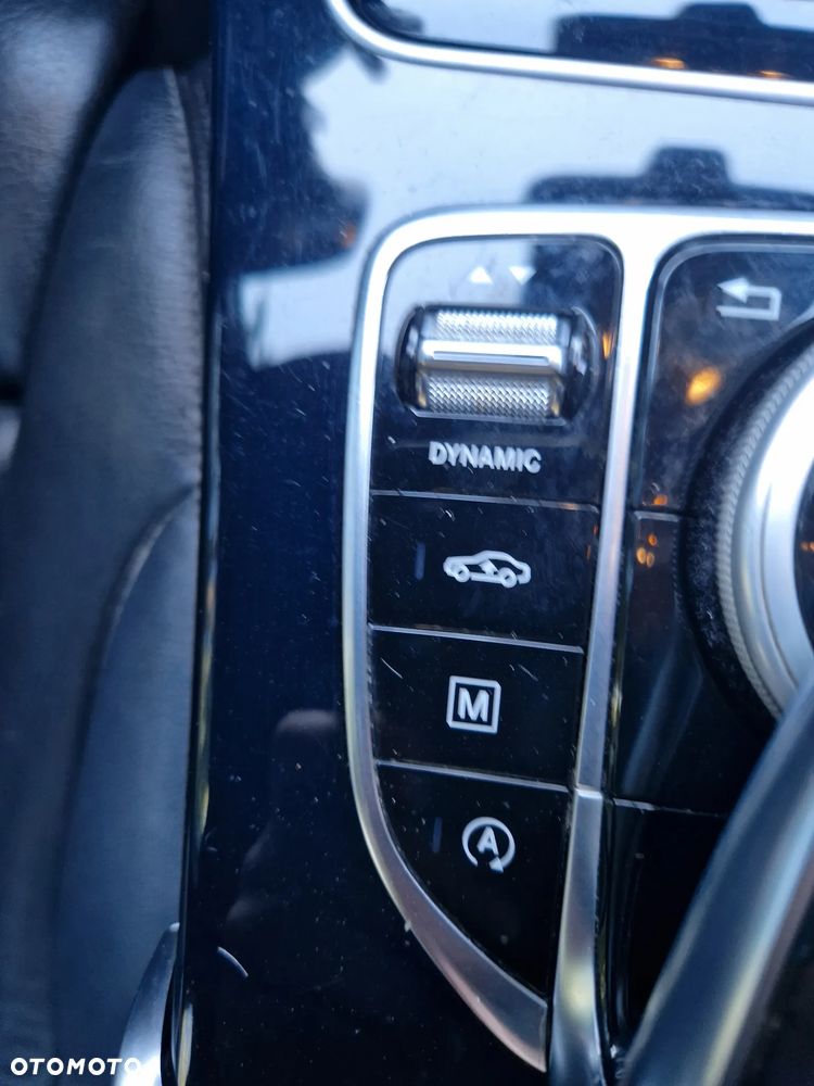Mercedes-Benz GLC 250 d 4Matic 9G-TRONIC AMG Line - 19