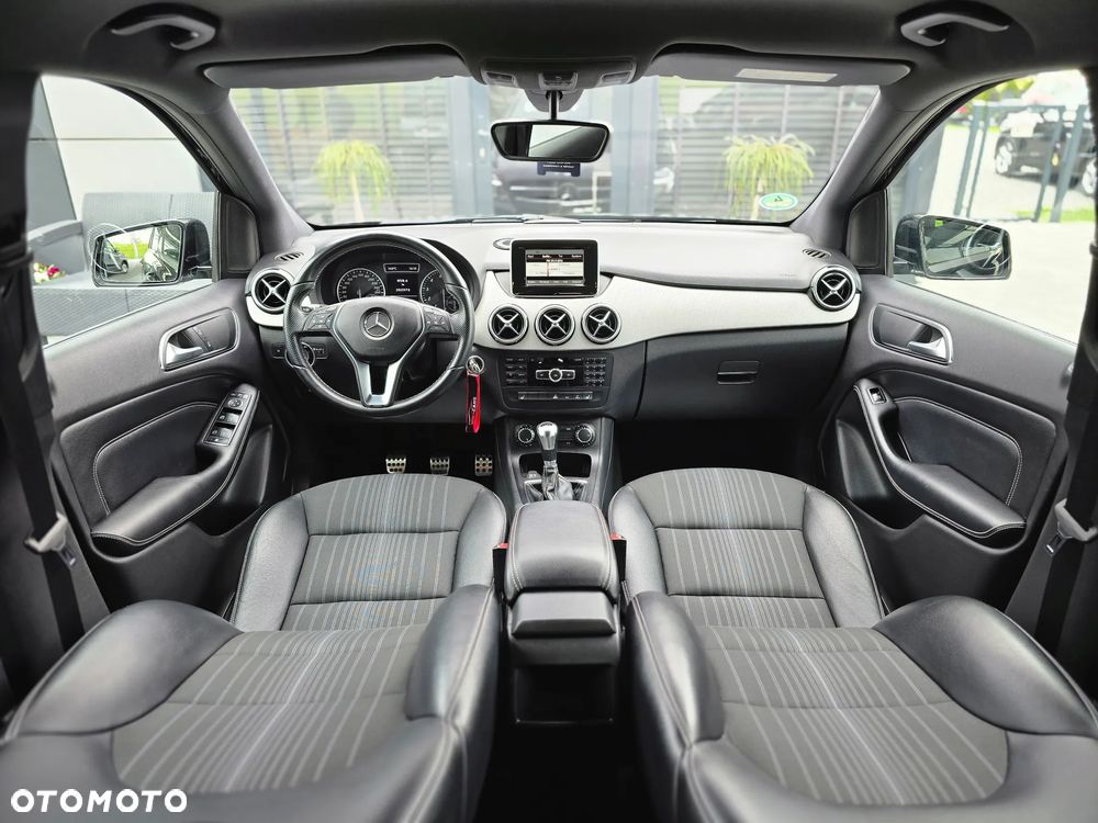 Mercedes-Benz Klasa B 180 BlueEFFICIENCY Edition Style - 24
