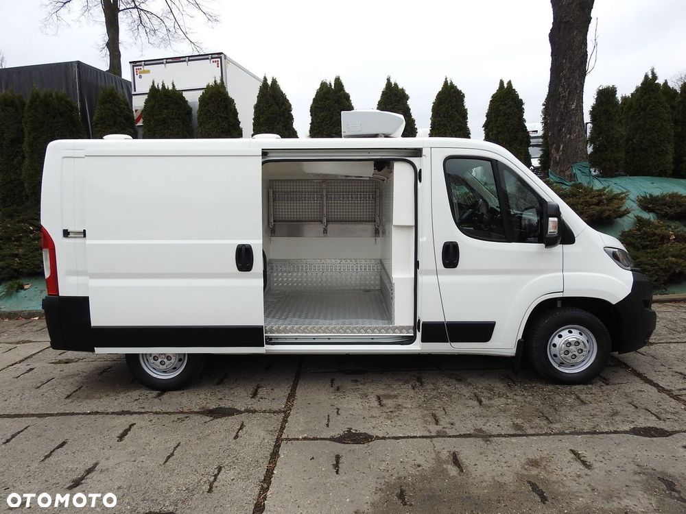 Peugeot BOXER FURGON CHŁODNIA  -5*C DWIE KOMORY  TEMPOMAT KLIMATYZACJA  120KM - 9