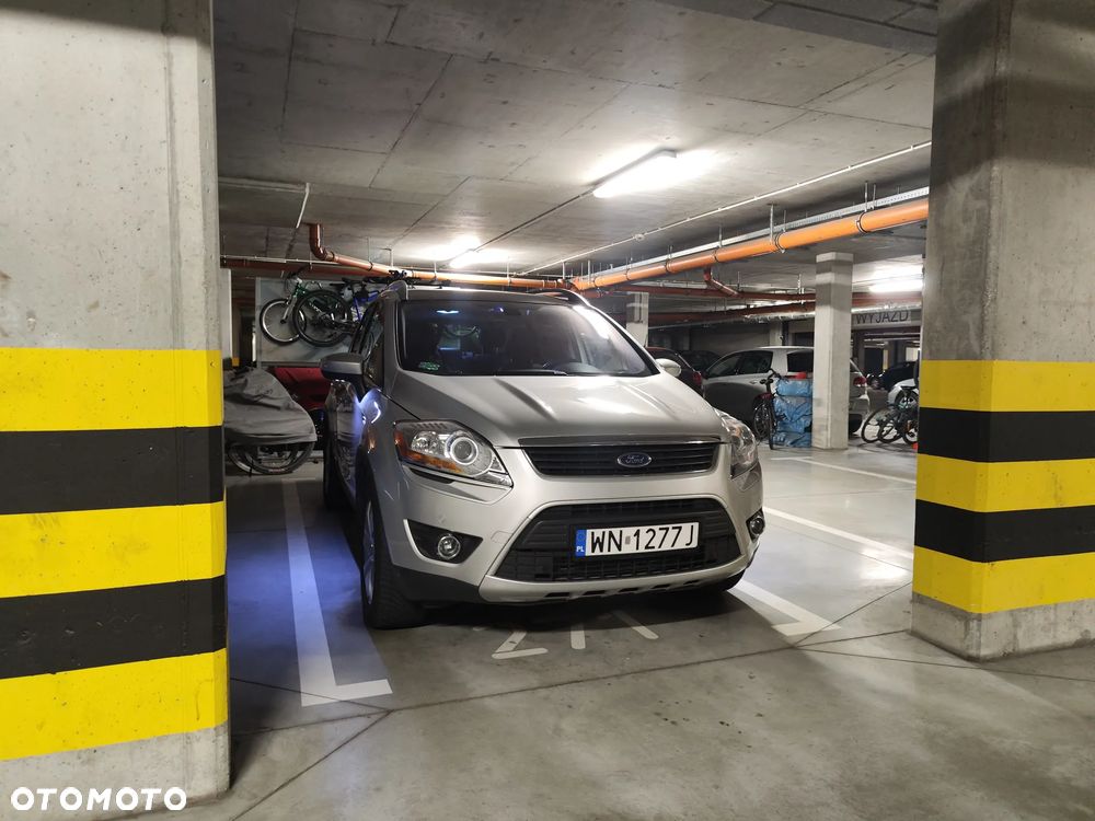 Ford Kuga - 26