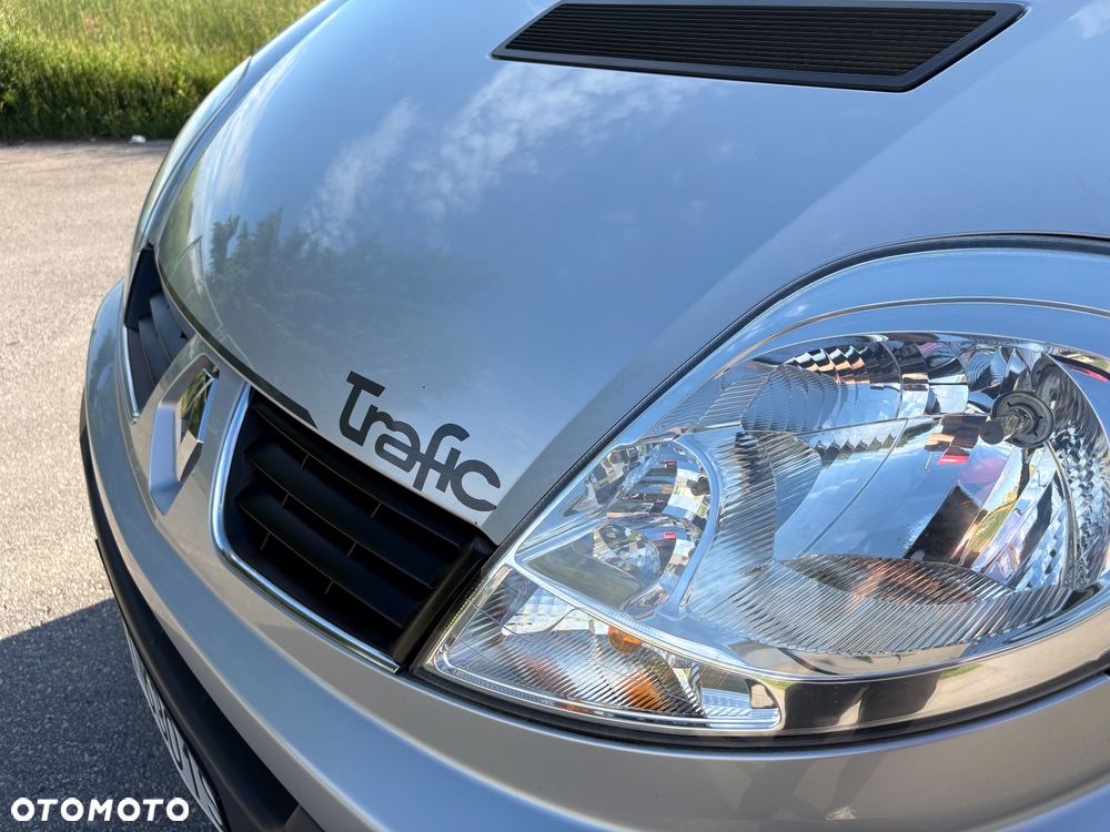 Renault Trafic - 17