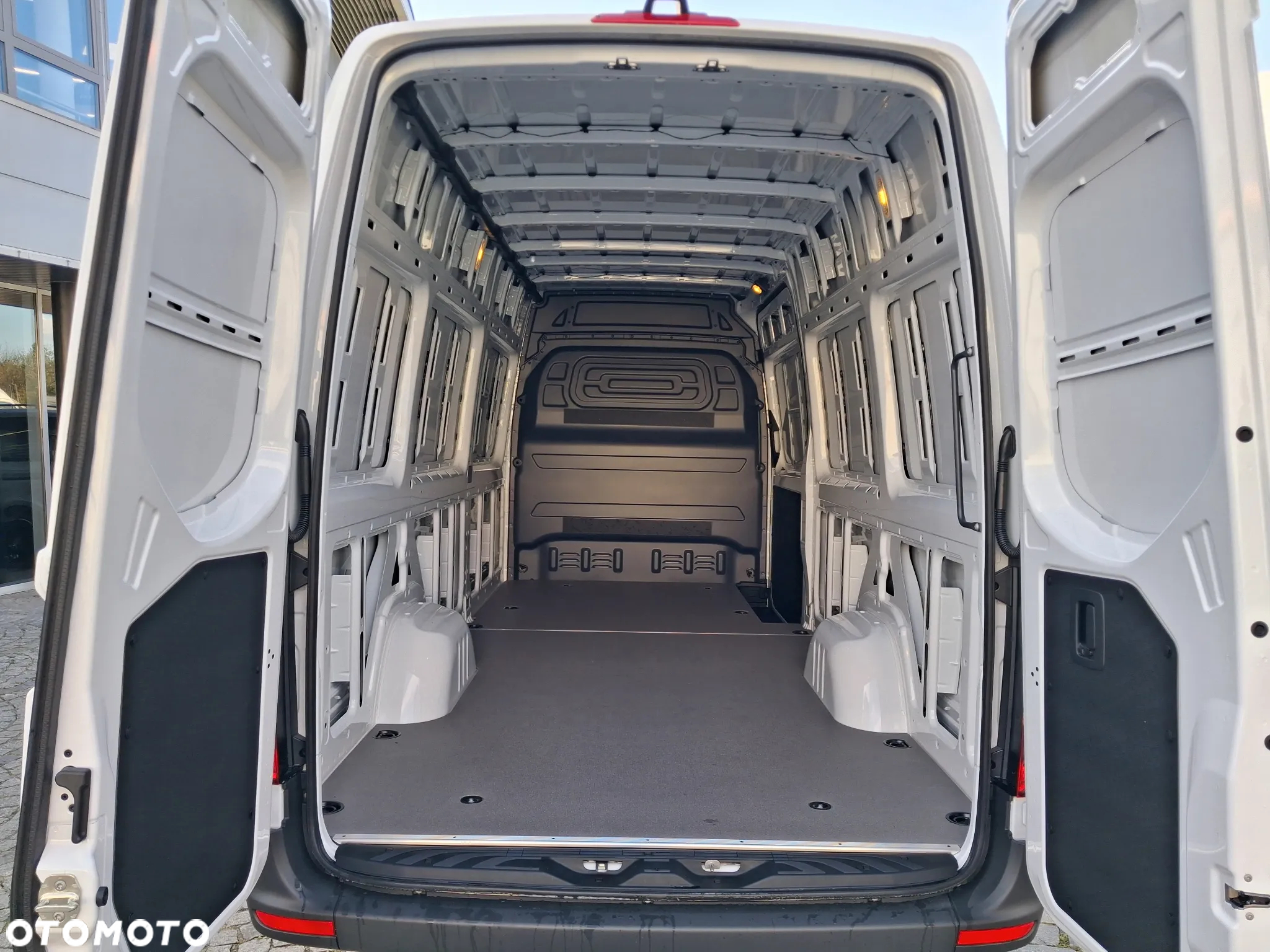 Mercedes-Benz Sprinter 317 CDI - 15