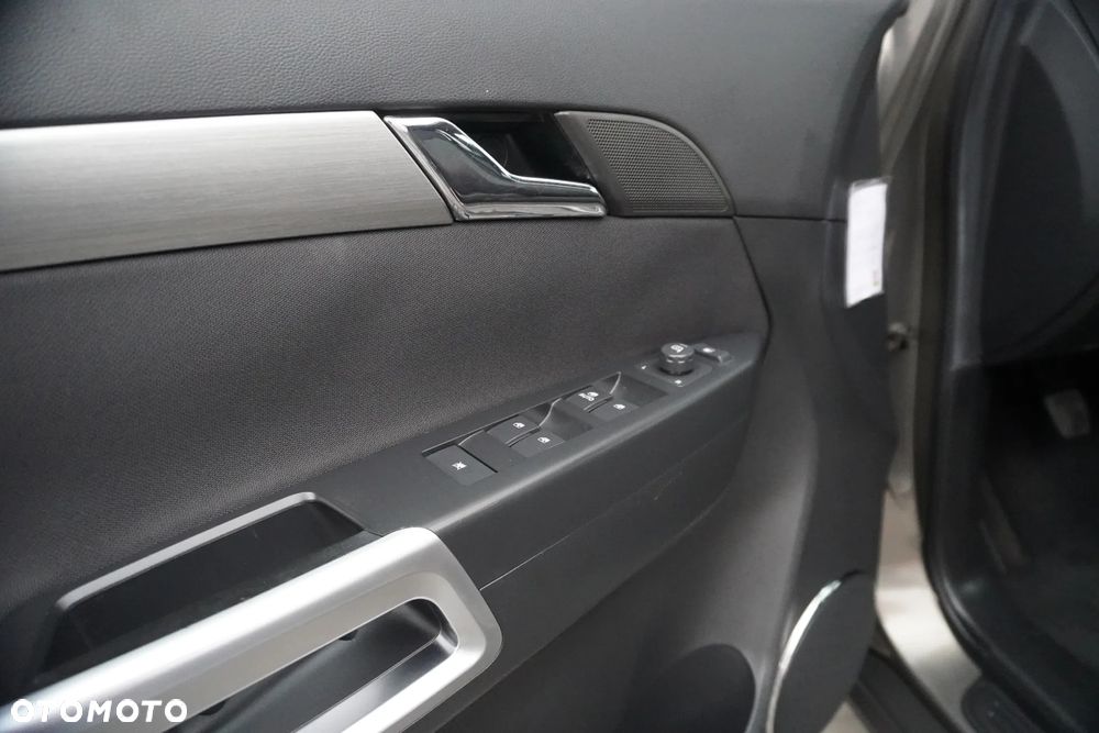 Opel Antara 2.4 4x4 Cosmo - 20