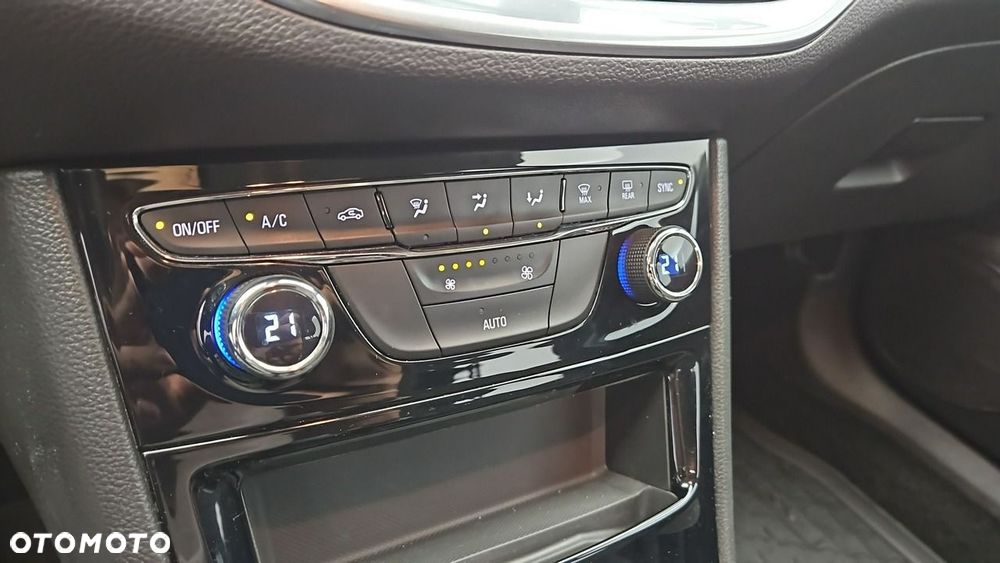 Opel Astra 1.5 CDTI Elegance S&S - 19