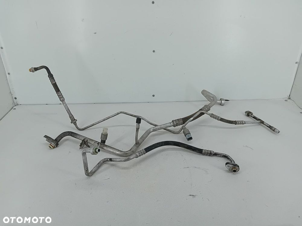 PRZEWODY KLIMATYZACJI FORD KUGA 2.0 TDCI - 4