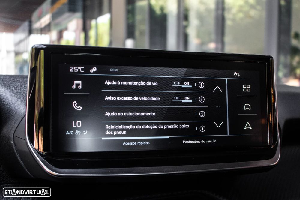 Peugeot e-208 50 kWh Style - 39