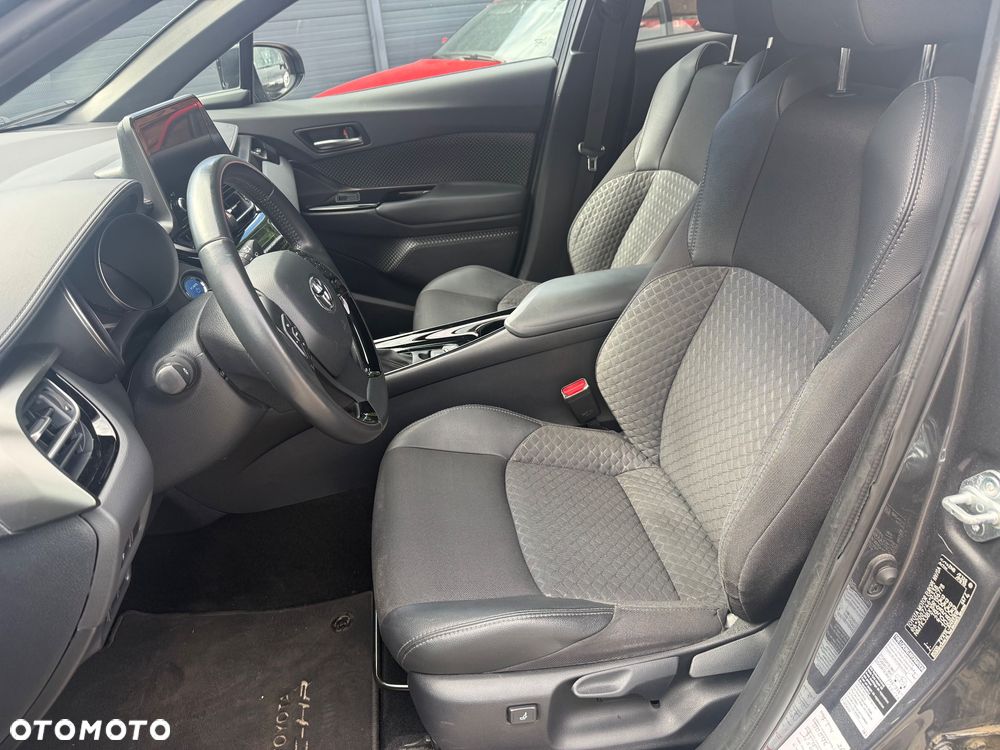 Toyota C-HR Style - 19