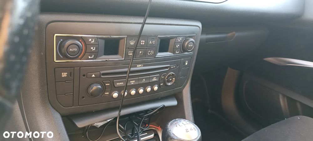 Citroën C5 2.0 HDi Attraction - 9