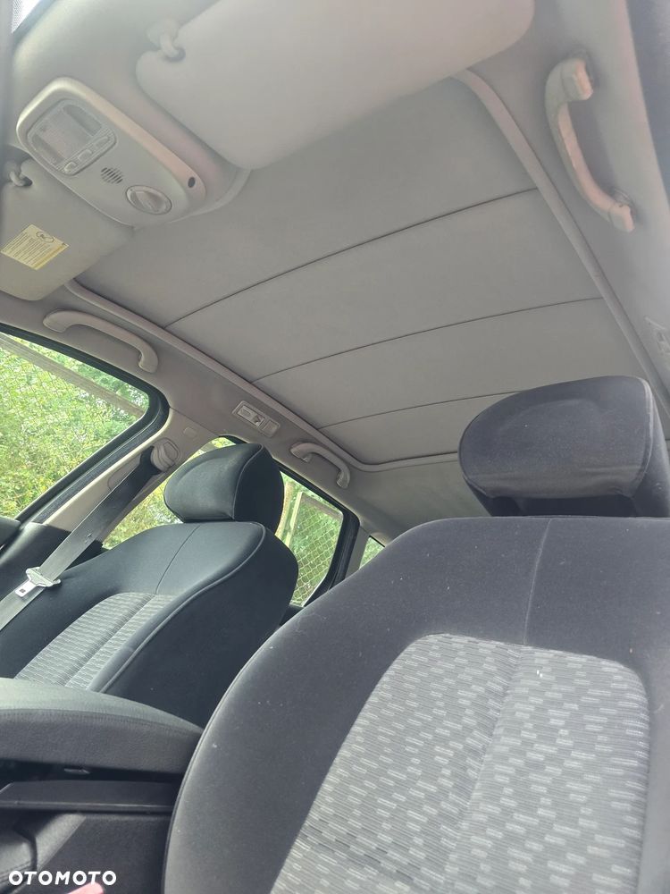 Peugeot 407 2.0 HDi Premium - 13