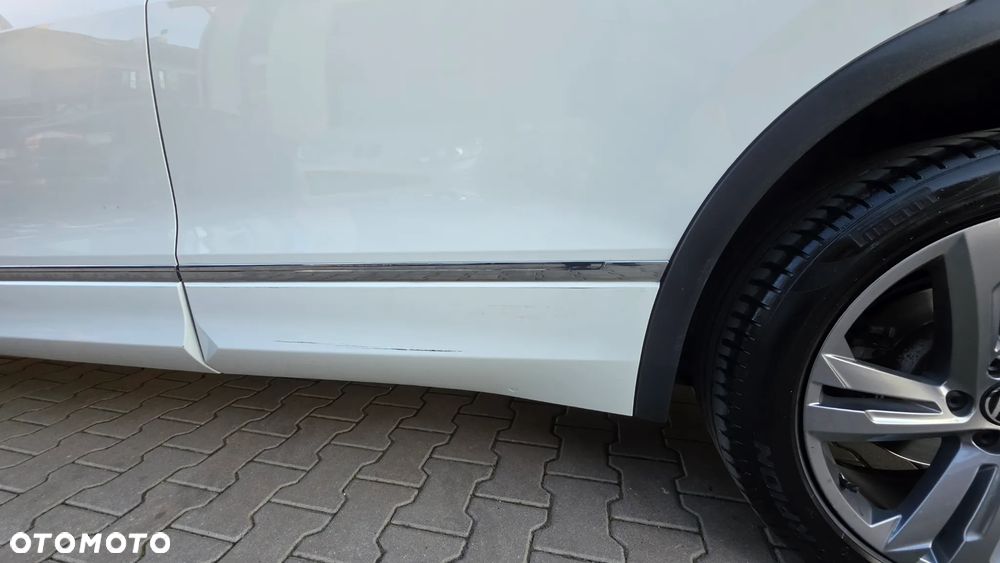 Volkswagen Tiguan Allspace 2.0 TSI 4Mot R-Line DSG - 7
