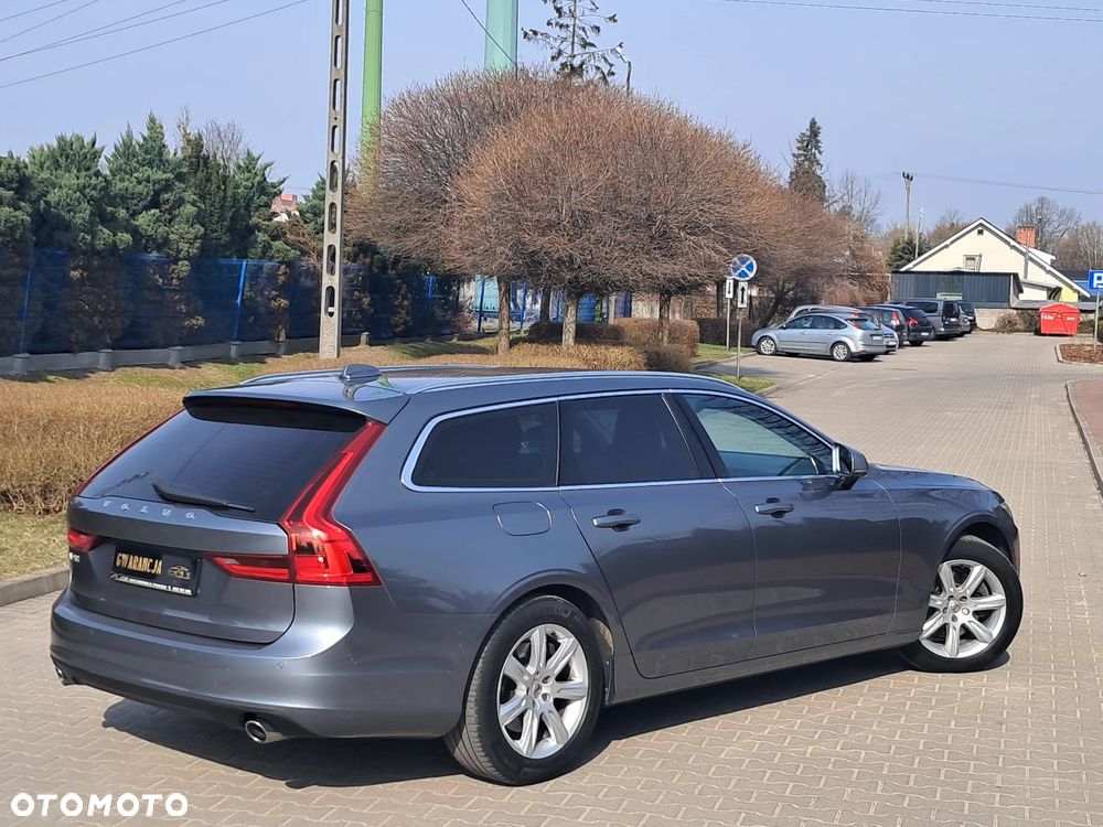 Volvo V90 D4 Geartronic Momentum - 10