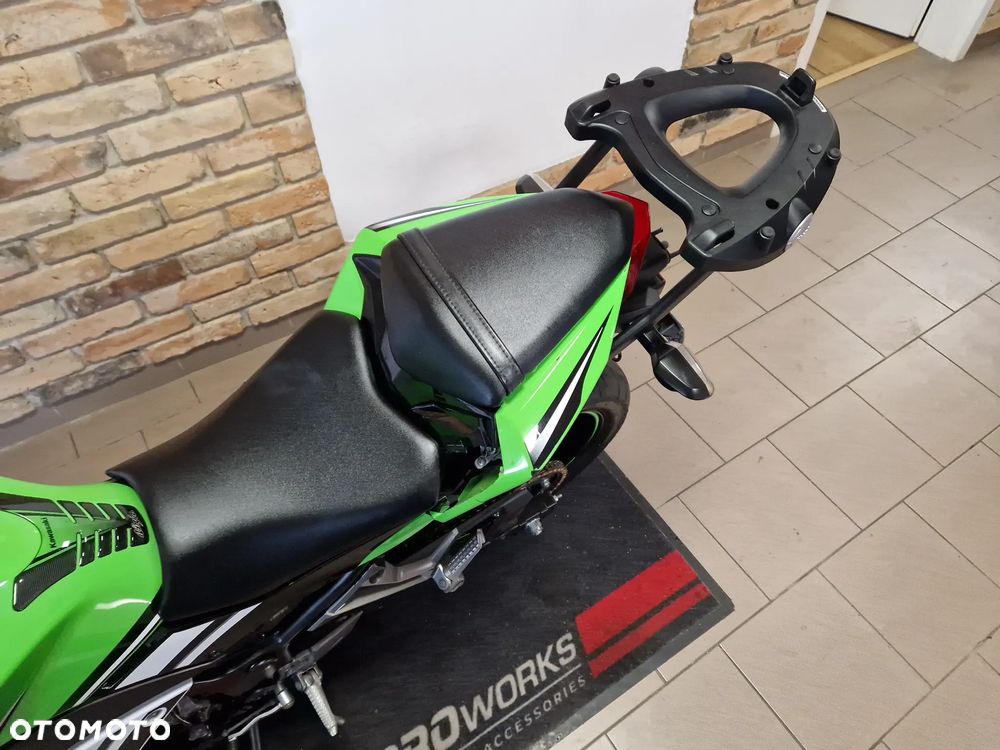 Kawasaki Ninja 300 ABS - 22