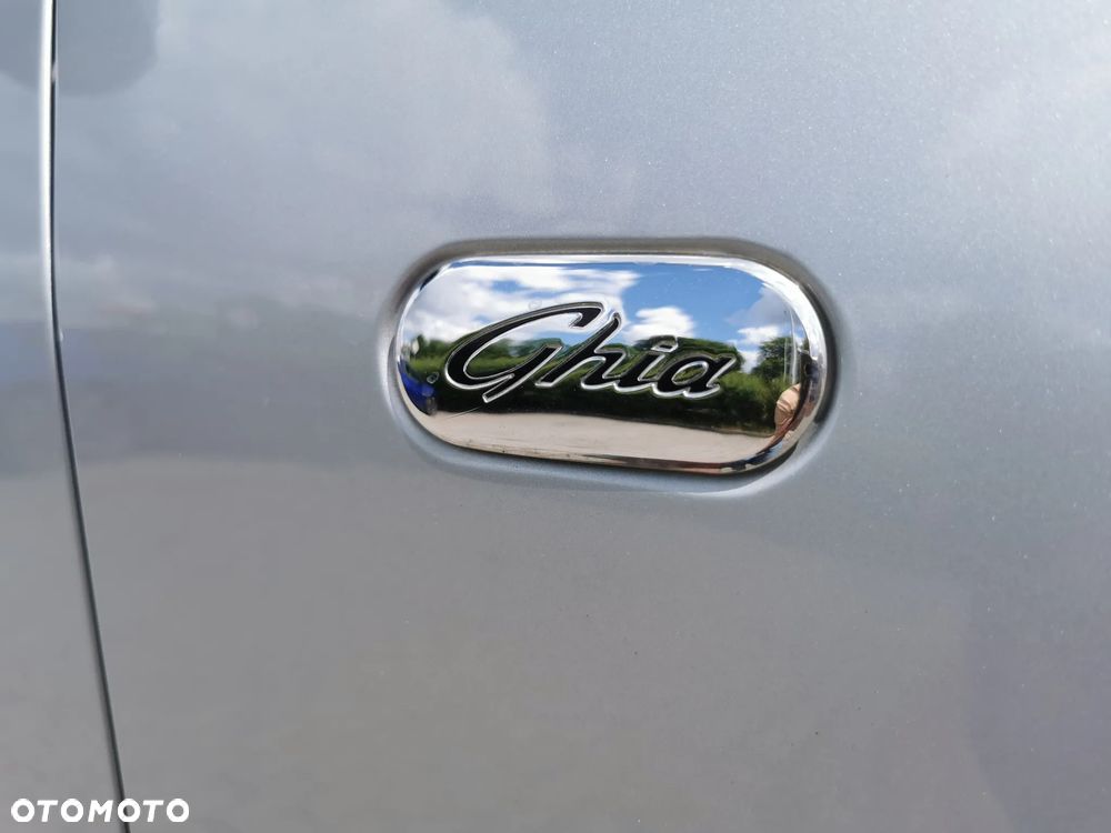 Ford Focus C-Max 1.8 Ghia - 11
