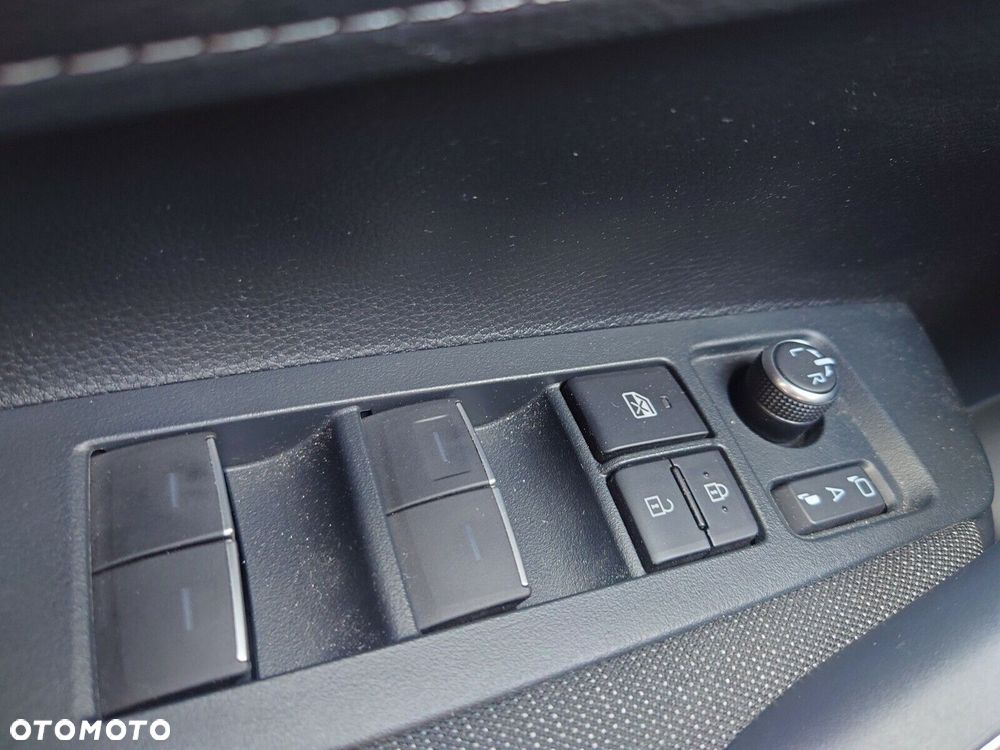 Suzuki Swace - 13