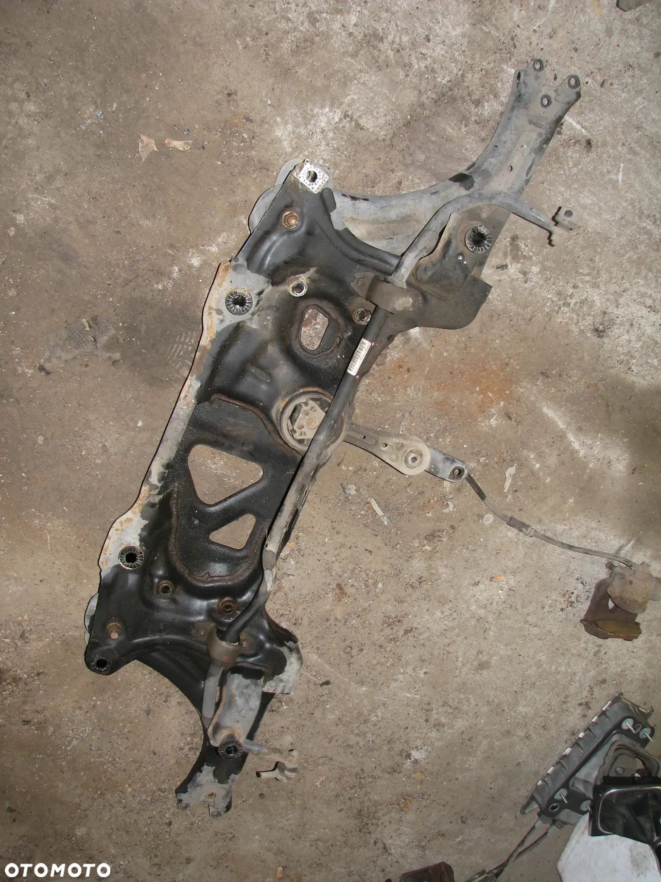 WÓZEK SANKI PRZÓD VOLKSWAGEN JETTA VI 5c - 1
