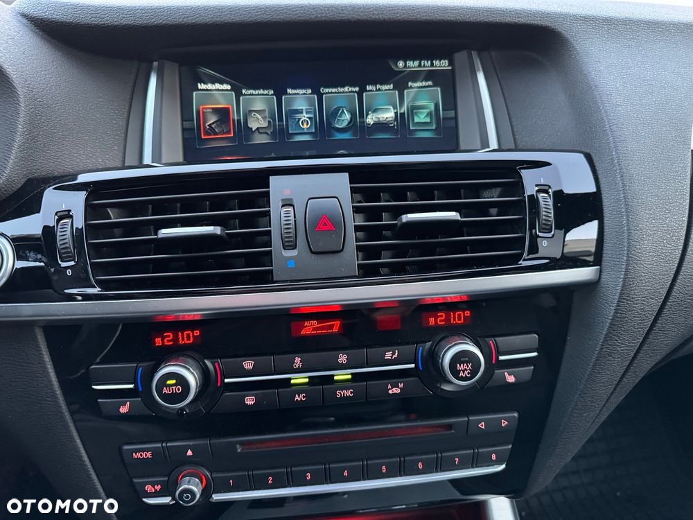 BMW X3 sDrive18d xLine - 25