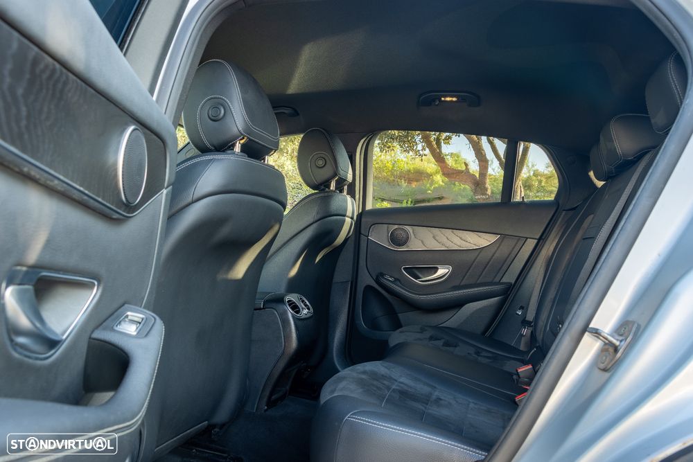Mercedes-Benz GLC 220 d 4Matic 9G-TRONIC AMG Line - 20