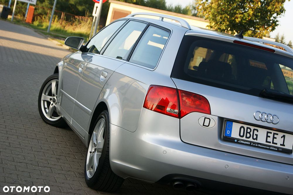 Audi A4 Avant 2.0 TDI - 19