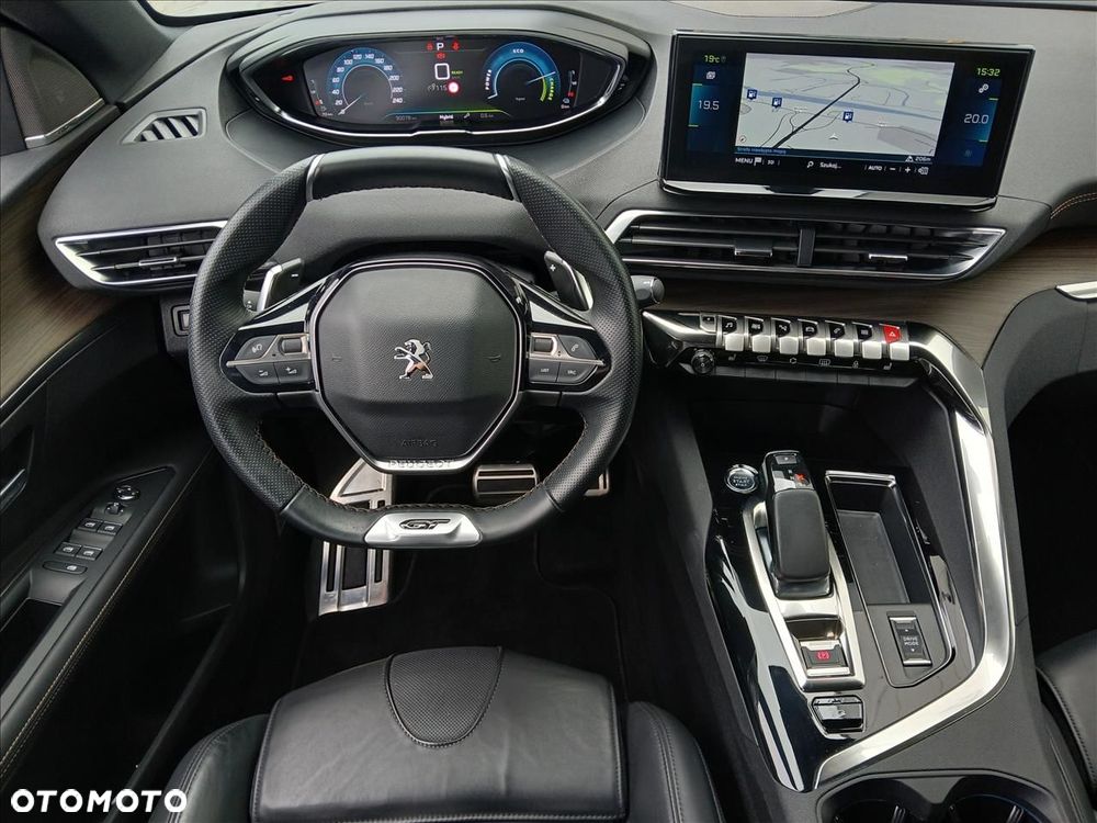 Peugeot 3008 Hybrid4 300 e-EAT8 GT - 12