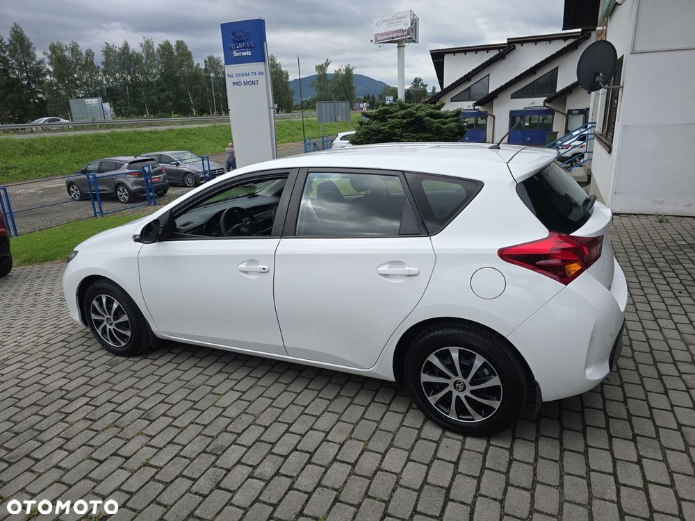 Toyota Auris - 3