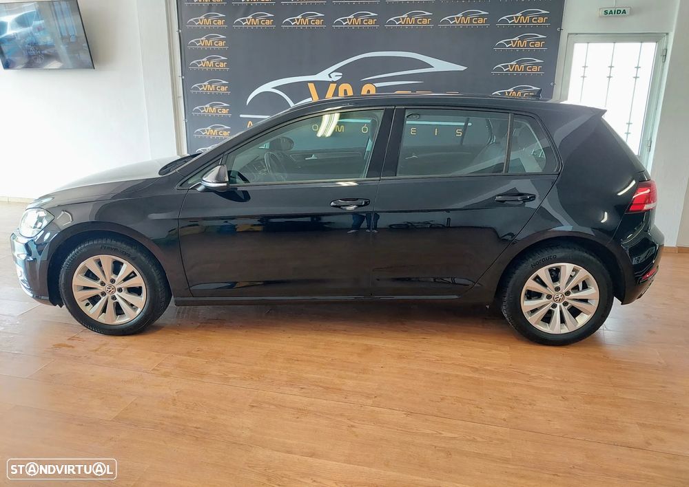 VW Golf 1.6 TDI Confortline - 8