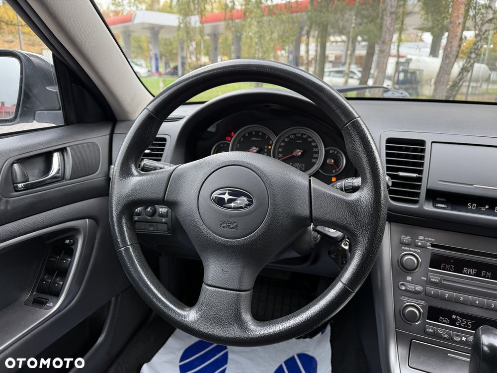 Subaru Legacy 2.0i AT - 23