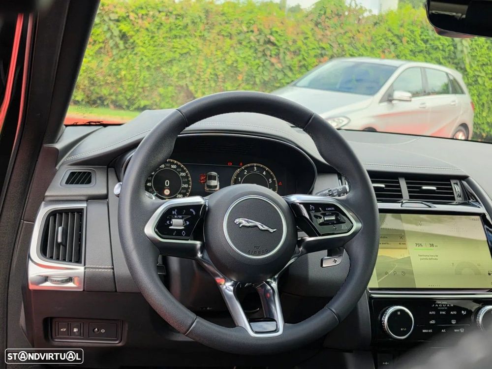 Jaguar E-Pace - 15