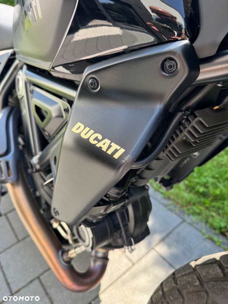 Ducati Scrambler - 17