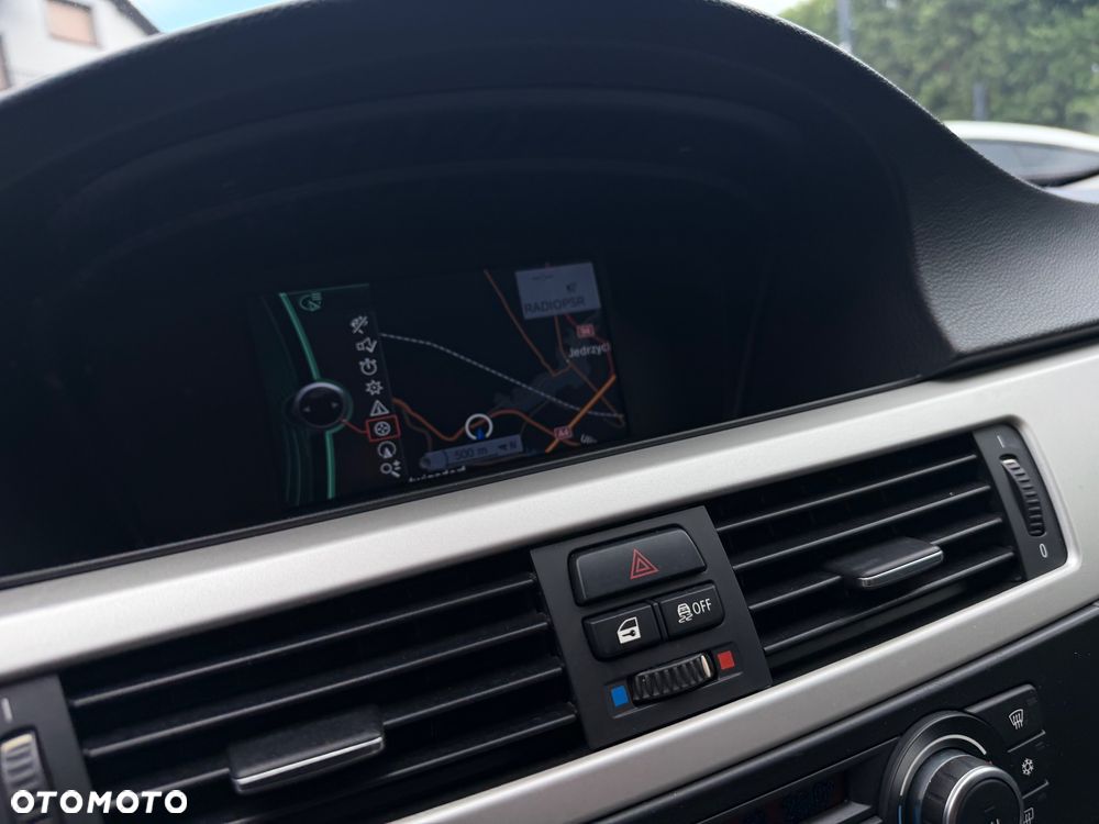 BMW Seria 3 318d DPF Edition Lifestyle - 16