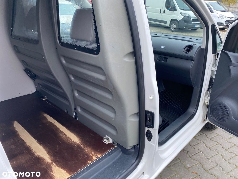 Volkswagen CADDY - 23