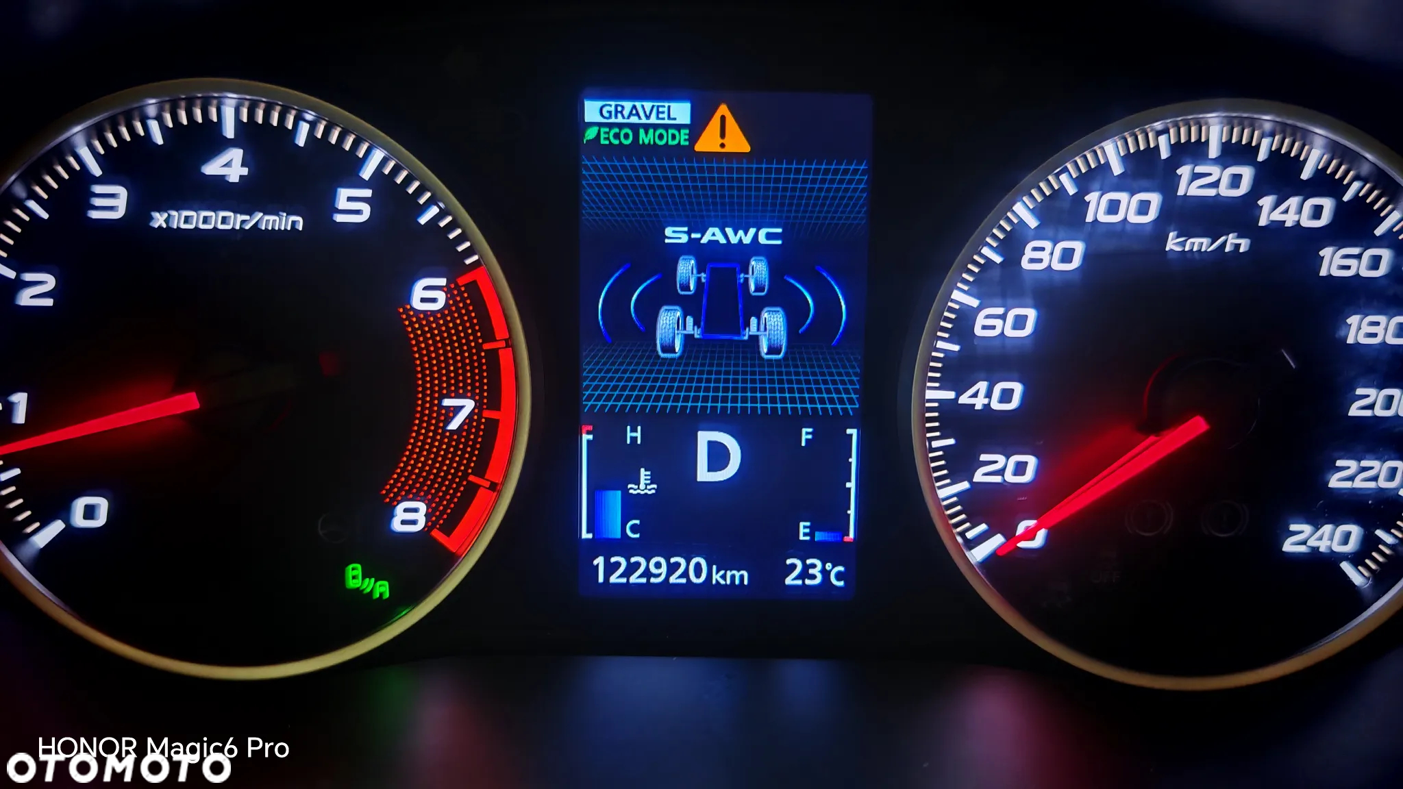 Mitsubishi Eclipse Cross 1.5 T Intense Plus CVT 4WD - 37