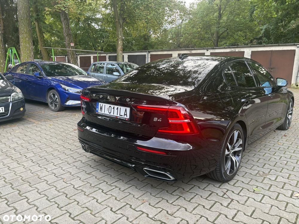Volvo S60 B4 B R-Design - 5