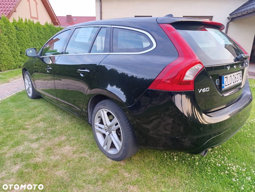 Volvo V60 D3 Summum - 4
