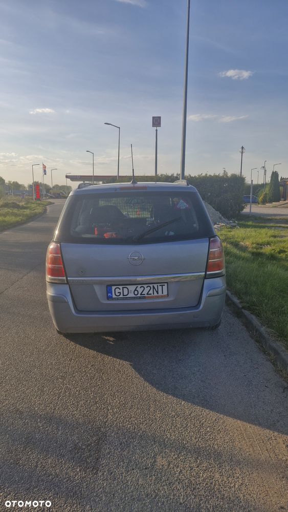 Opel Zafira 1.8 Family - 3