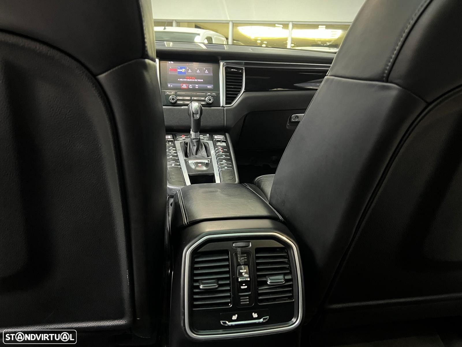 Porsche Macan S - 22
