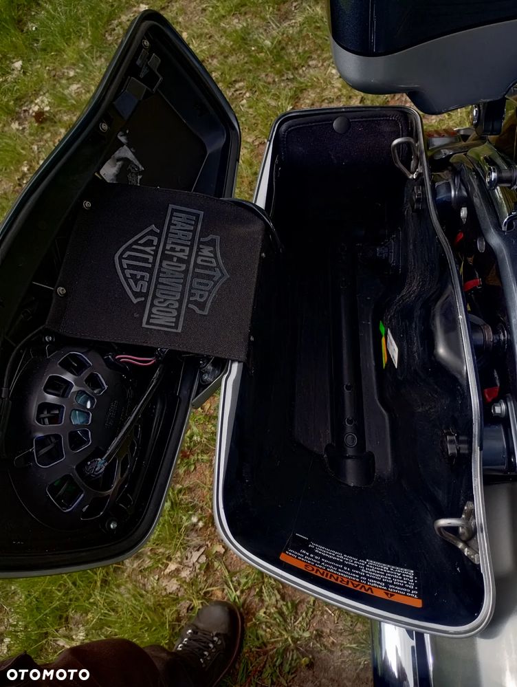 Harley-Davidson CVO Street Glide - 20