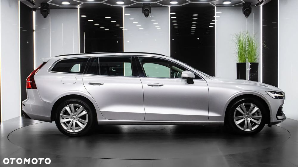 Volvo V60 B4 D Momentum Pro - 8