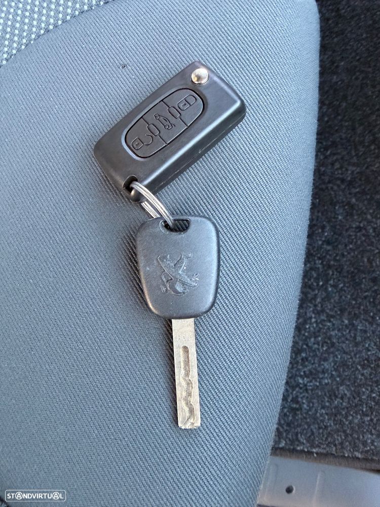 Peugeot Expert 2.0 HDi L1 - 11