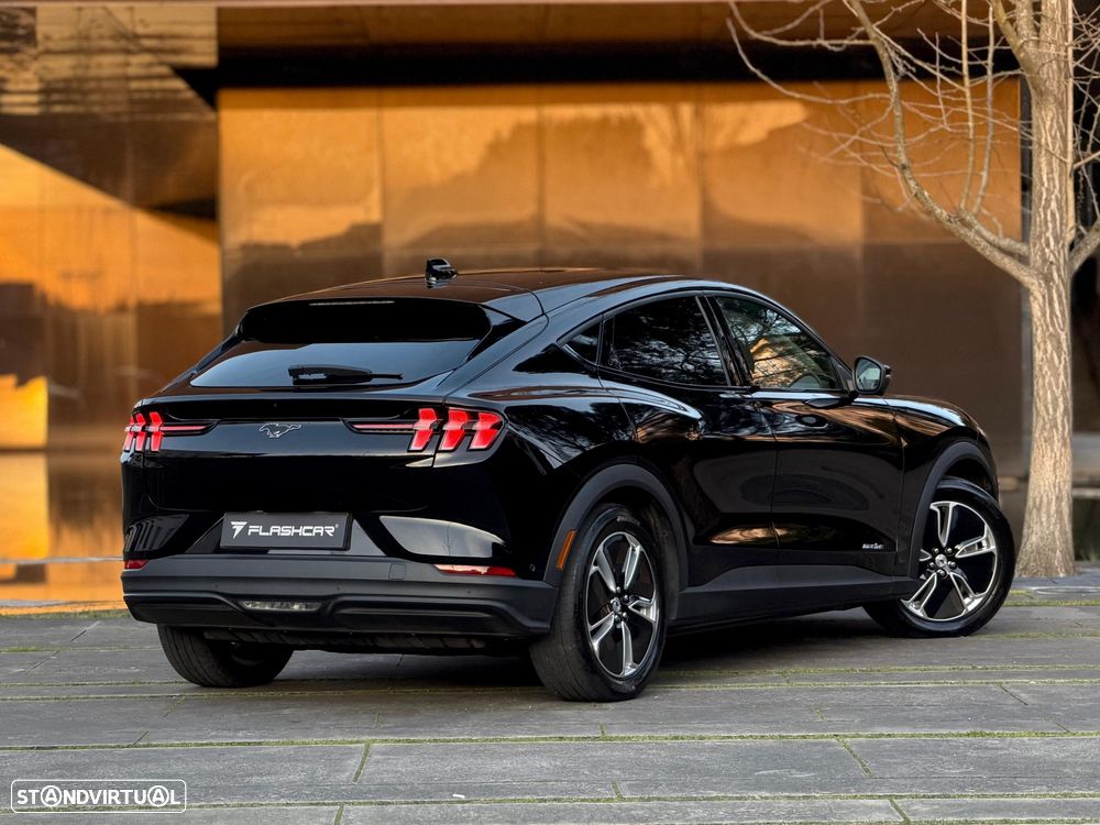 Ford Mustang Mach-E Standard - 27