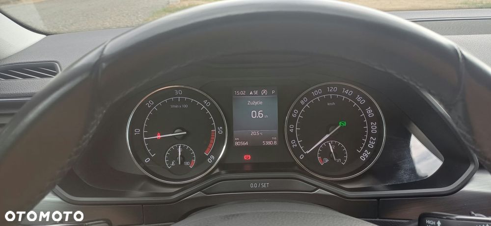 Skoda Superb 2.0 TDI Style DSG - 24