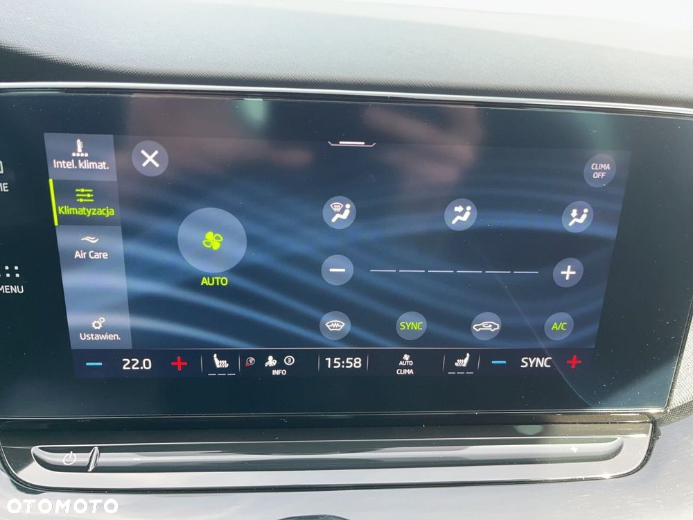 Skoda Octavia 2.0 TDI Sportline - 35